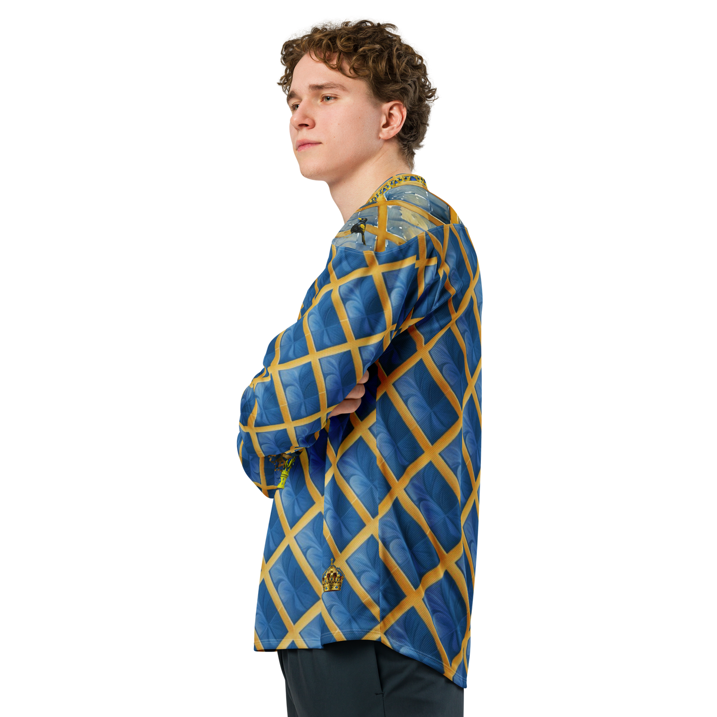 Three Crowns - Performance Long Sleeve