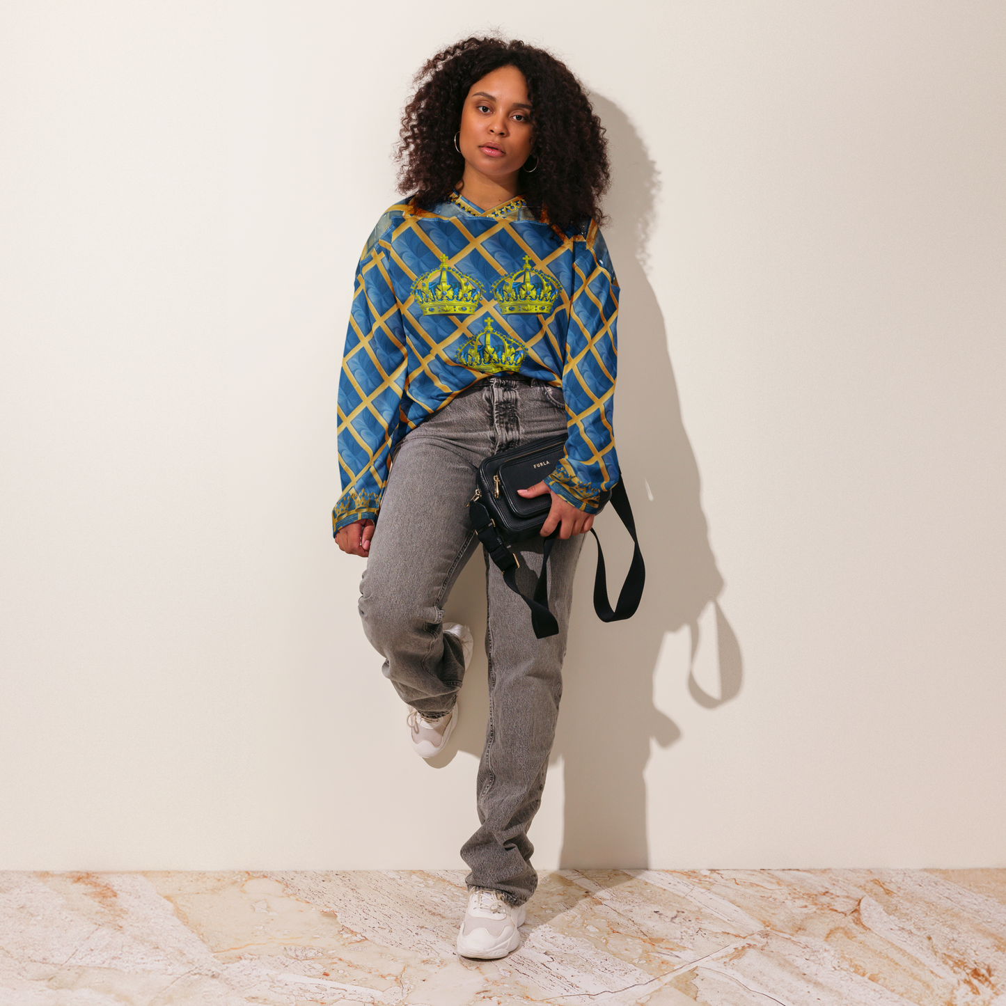 Three Crowns - Performance Long Sleeve