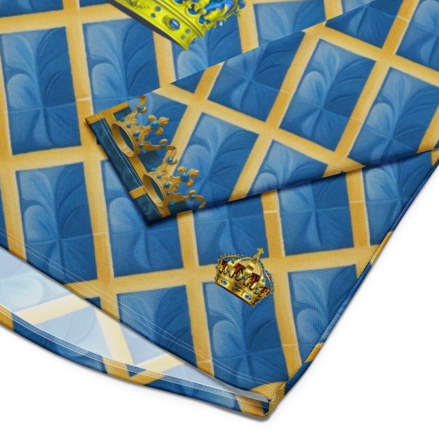 Three Crowns - Performance Long Sleeve